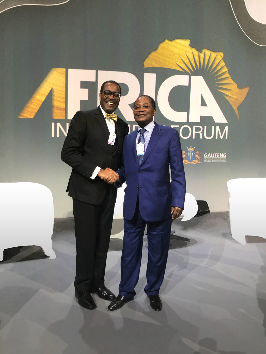 Monsieur Akinwumi Adesina, président de la Banque Africaine de Développement et Monsieur Samuel Dossou-Aworet, Président de Petrolin à l’Africa Investment Forum 